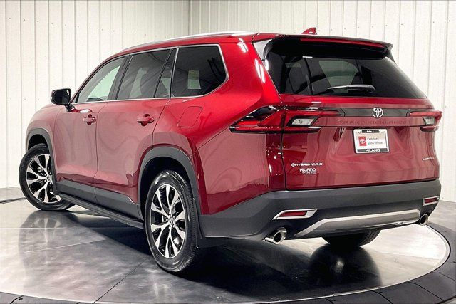 Certified 2026 Toyota Grand Highlander AWD Hybrid image 13