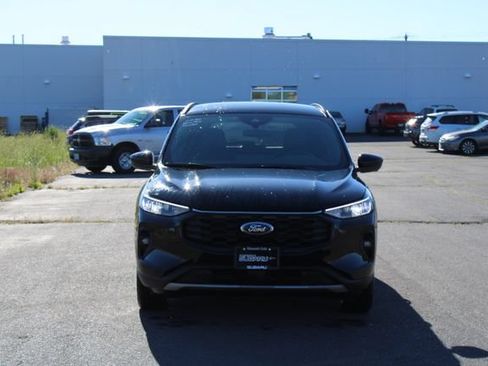 Used 2025 Ford Escape ST-Line Select w/ Tech Pack #2 AWD/4WD image 9