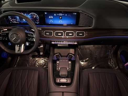New 2026 Mercedes-Benz GLS 63 AMG 4MATIC image 12