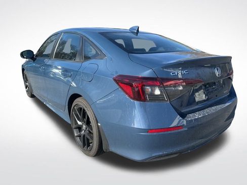 Certified 2025 Honda Civic Sport image 4