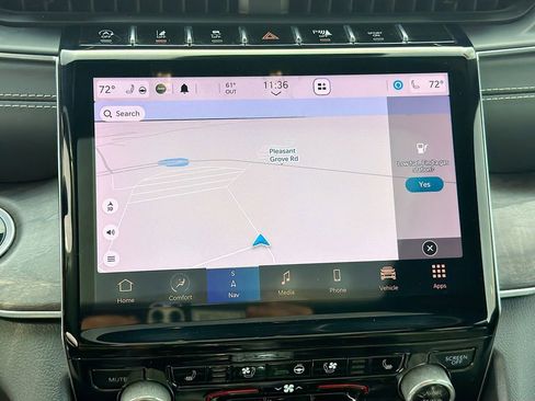 Used 2021 Jeep Grand Cherokee L Overland w/ Luxury Tech Group IV image 36