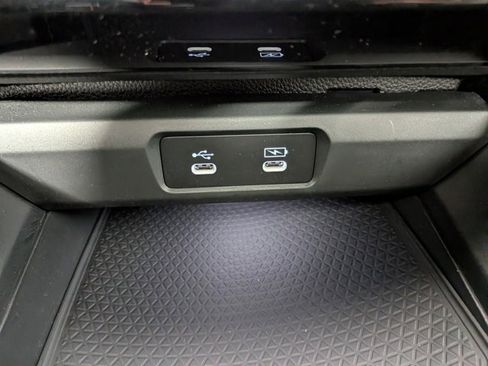 Used 2023 Honda Accord Sport image 9