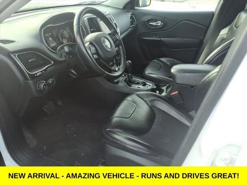 Used 2019 Jeep Cherokee Altitude image 14