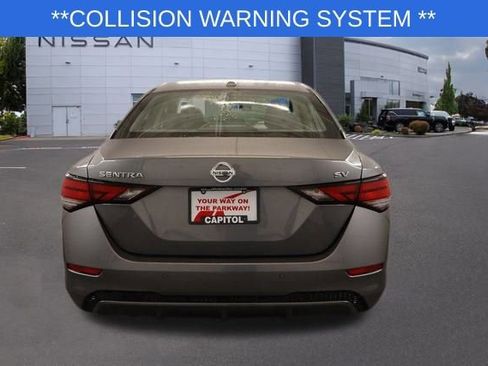 Used 2023 Nissan Sentra SV image 4