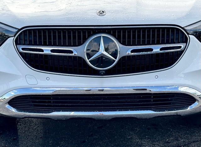 New 2027 Mercedes-Benz GLC 300 4MATIC image 4