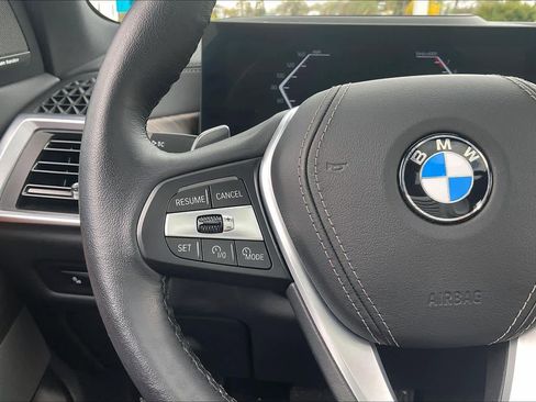 Used 2024 BMW X5 xDrive40i w/ Premium Package AWD/4WD image 23