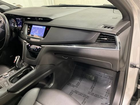 Used 2020 Cadillac XT5 Premium Luxury AWD/4WD image 15