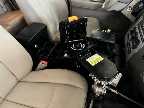 Used 2014 Ford Expedition XL RWD image 58