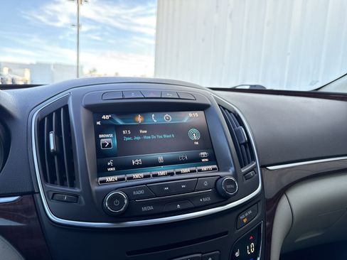 Used 2014 Buick Regal Premium image 20