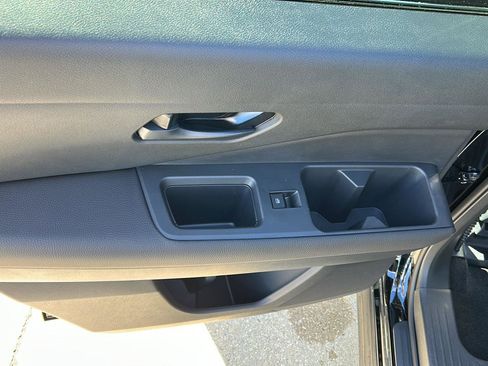 New 2026 Nissan Pathfinder SV image 25