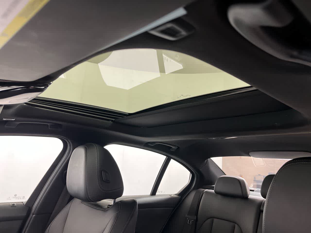 Used 2025 BMW 330i Sedan RWD image 25