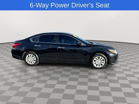 Used 2016 Nissan Altima 2.5 S w/ Power Driver Seat Package image 11