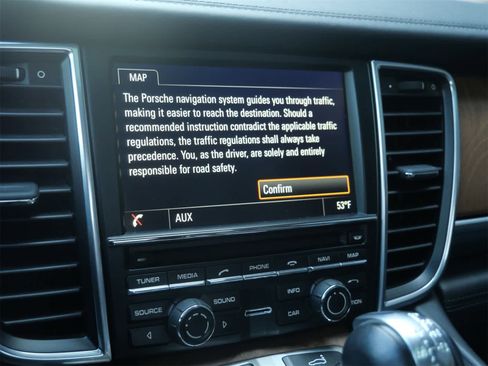 Certified 2016 Porsche Panamera GTS image 21