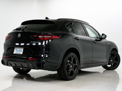 Used 2023 Alfa Romeo Stelvio Veloce image 32