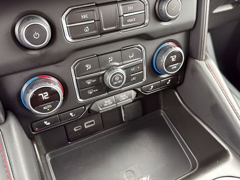 Used 2023 Chevrolet Tahoe RST image 34