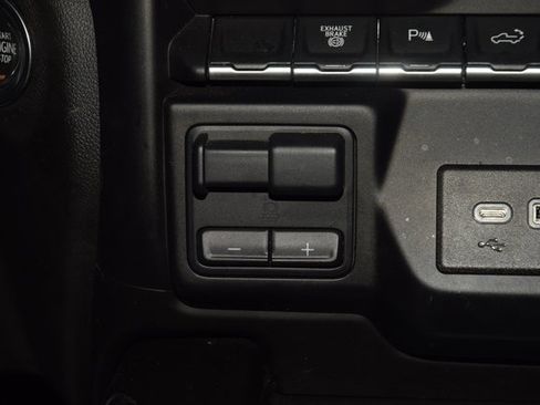 Used 2022 Chevrolet Silverado 3500 High Country image 35