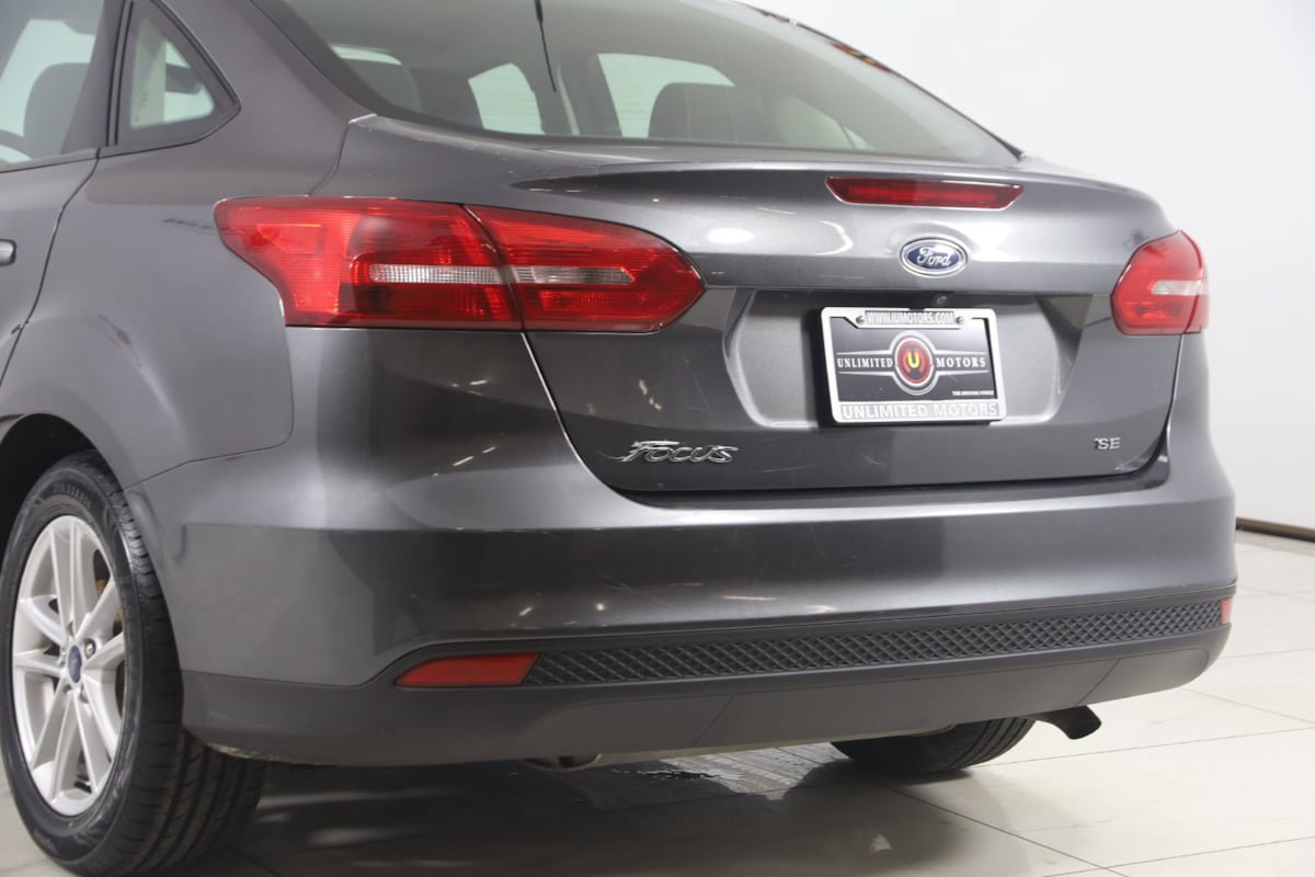 Used 2018 Ford Focus SE FWD image 17