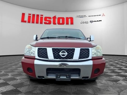 Used 2005 Nissan Titan SE image 6