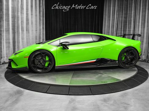 Used 2018 Lamborghini Huracan Performante image 1