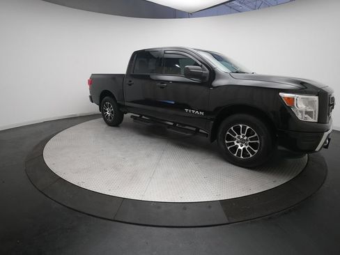 Used 2024 Nissan Titan SV w/ SV Convenience Package AWD/4WD image 35
