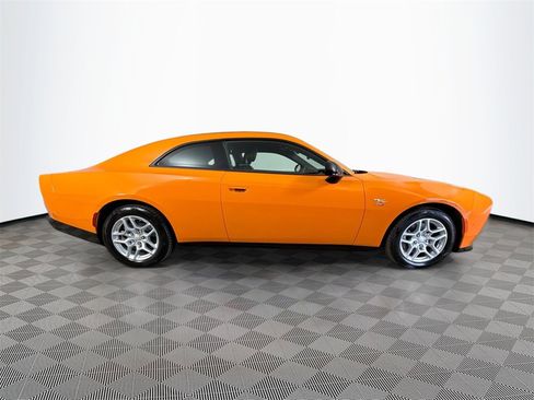 Used 2025 Dodge Charger R/T w/ Quick Order Package 25M R/T image 9