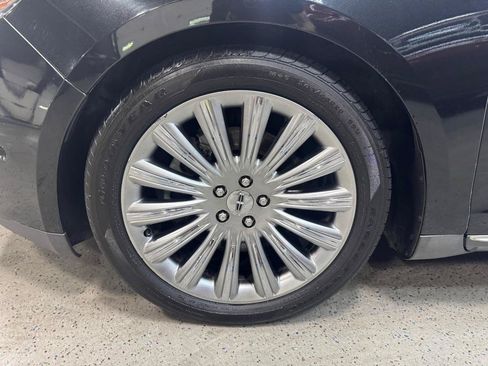 Used 2014 Lincoln MKS AWD w/ Equipment Group 101A image 24