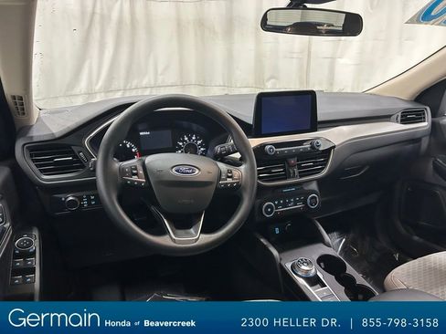 Used 2020 Ford Escape SE image 15