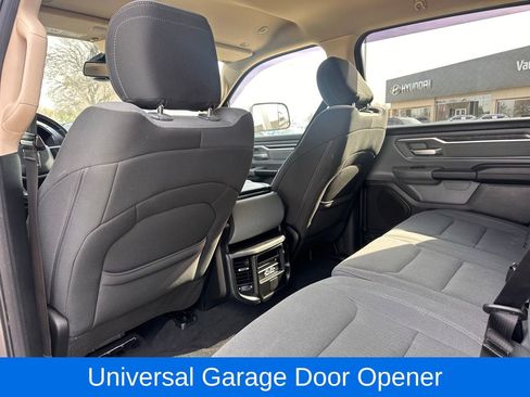 Used 2019 RAM 1500 Big Horn image 17