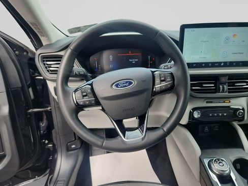 Used 2024 Ford Escape Active w/ Tech Pack #1 AWD/4WD image 13