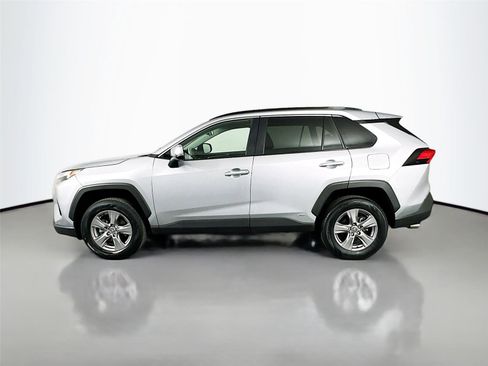 Certified 2025 Toyota RAV4 XLE AWD/4WD image 8