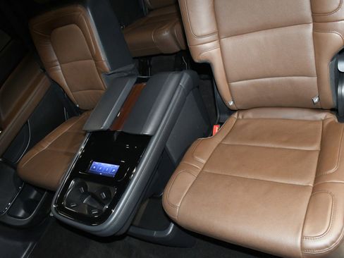 Used 2023 Lincoln Navigator Reserve image 19