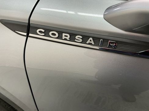 Used 2023 Lincoln Corsair Standard image 6