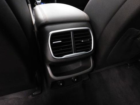 Used 2020 Hyundai Santa Fe SEL w/ Convenience + Premium Package image 18