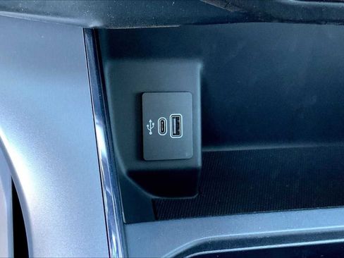 New 2025 Ford F150 Lightning Flash image 15