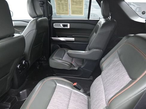 Used 2023 Ford Explorer Timberline w/ Timberline Technology Package AWD/4WD image 10