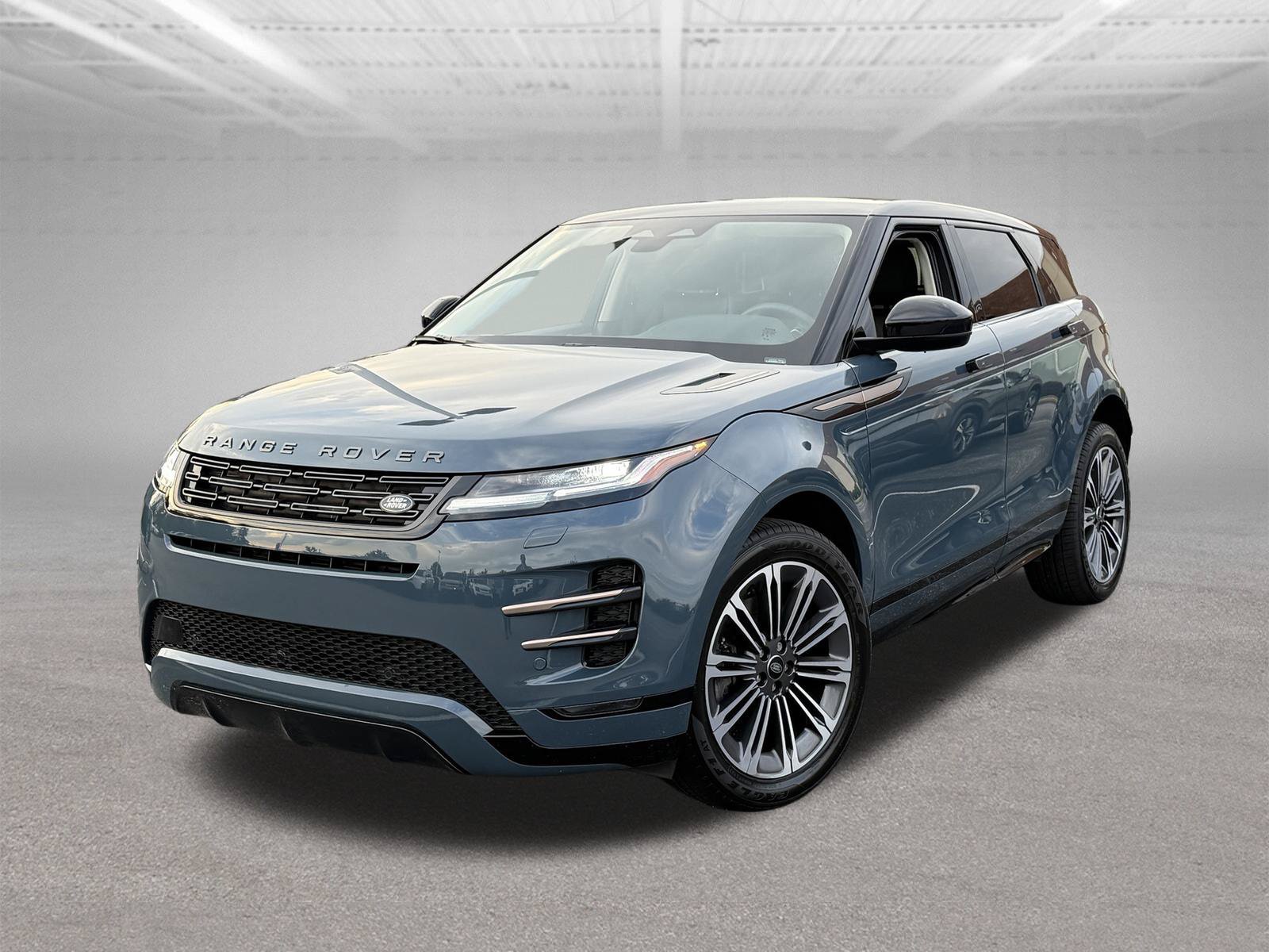 Used 2024 Land Rover Range Rover Evoque Dynamic SE AWD/4WD image 1