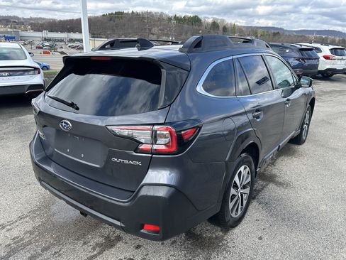 Certified 2023 Subaru Outback Premium image 10