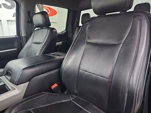 Used 2019 Ford F350 Lariat w/ Chrome Package image 38