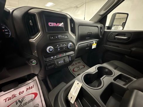 New 2026 GMC Sierra 3500 Pro w/ Convenience Package image 16