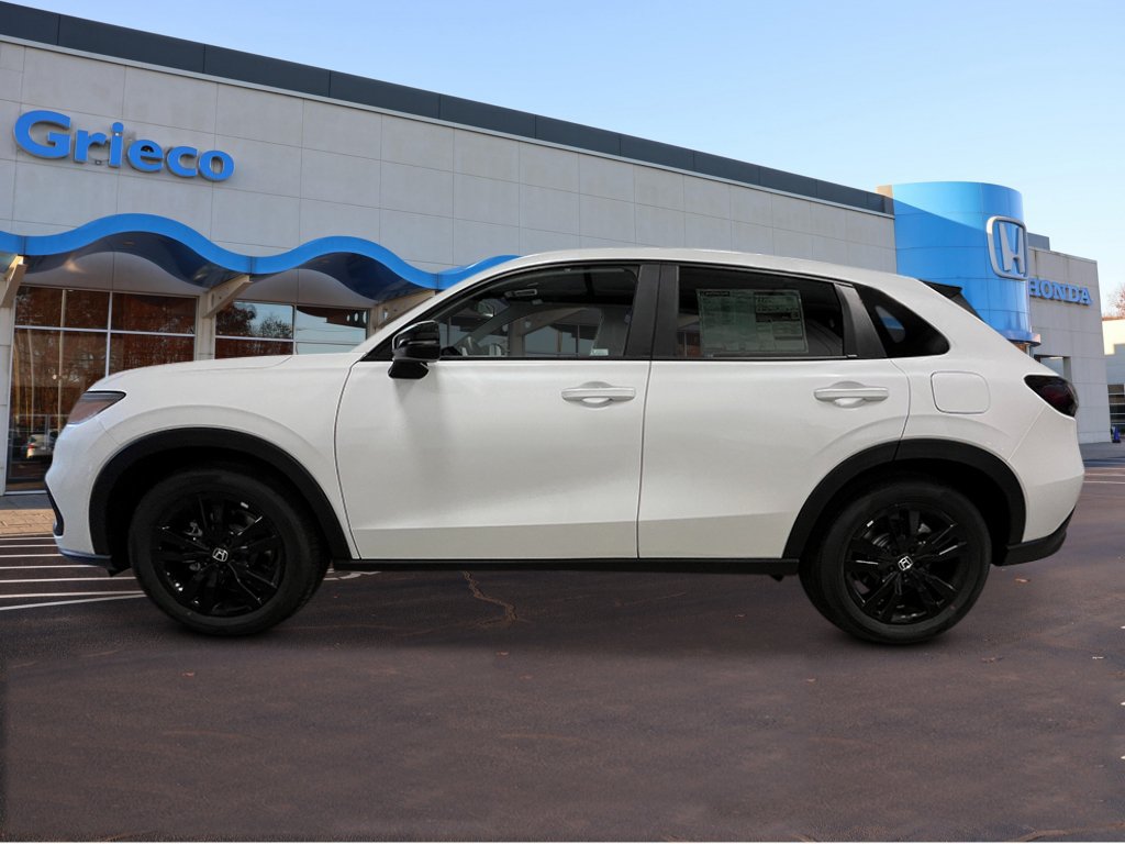 New 2027 Honda HR-V Sport image 2