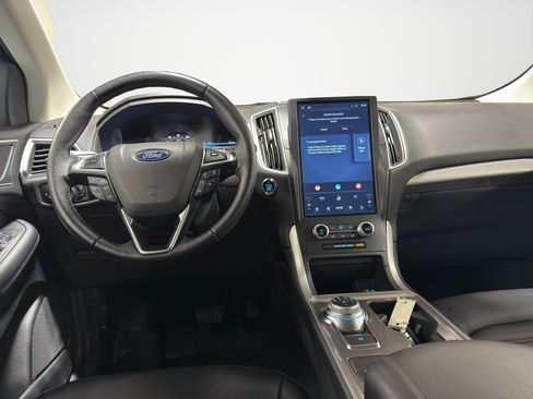 Used 2024 Ford Edge SEL w/ Convenience Package AWD/4WD image 16