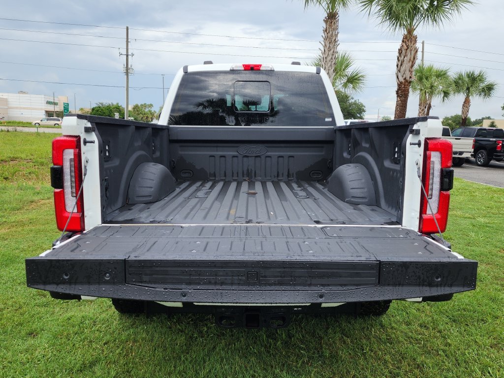 Used 2024 Ford F250 Platinum AWD/4WD image 13