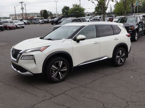 Used 2023 Nissan Rogue Platinum w/ Platinum Premium Package AWD/4WD image 5