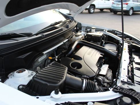 Used 2024 GMC Terrain SLT image 36