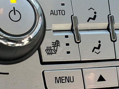Used 2013 Chevrolet Equinox LT FWD image 10