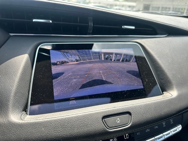 Certified 2023 Cadillac XT4 Premium Luxury w/ Cold Weather Package AWD/4WD image 38