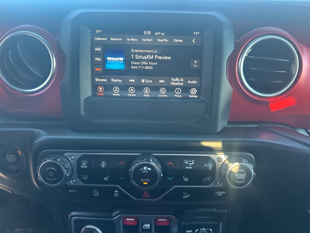 Used 2018 Jeep Wrangler Unlimited Rubicon w/ LED Lighting Group AWD/4WD image 25