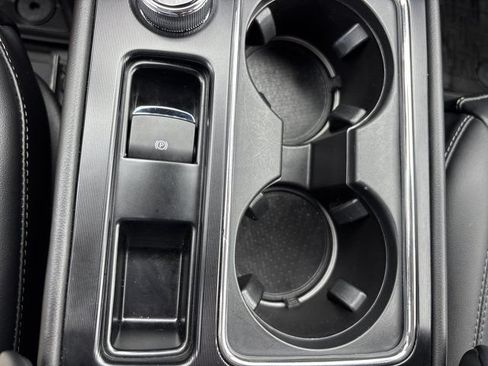 Used 2023 Lincoln Corsair FWD image 37