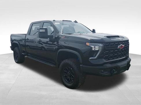 New 2026 Chevrolet Silverado 2500 ZR2 w/ ZR2 Bison Edition AWD/4WD image 2