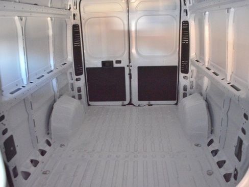 New 2026 RAM ProMaster 2500 w/ Premium Convenience Group image 30